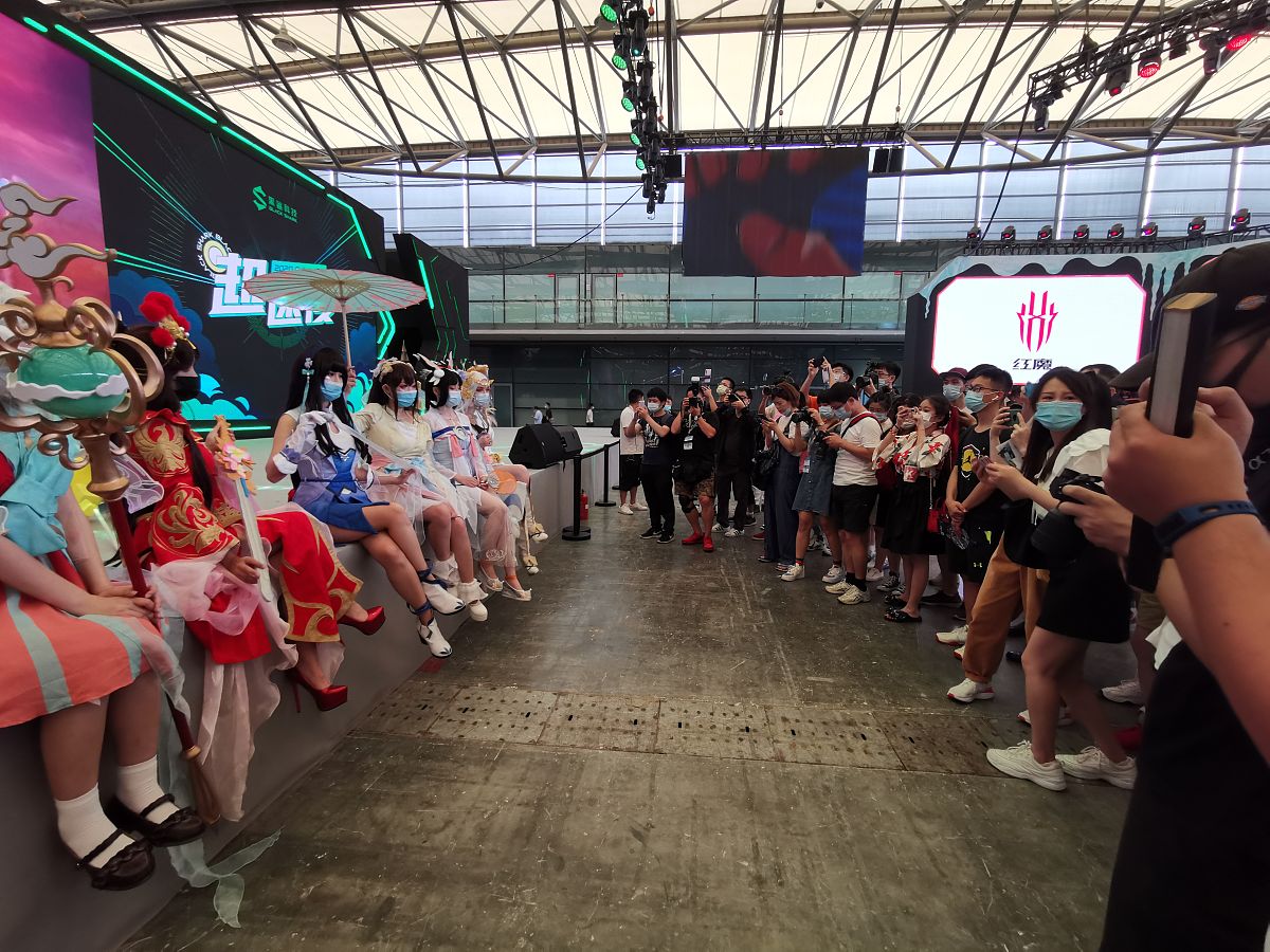 China Joy ACG 展会关系营销研究：混合研究方法与数据获取