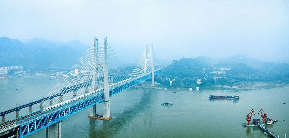 重庆2022年初中生可以读什么铁路学校