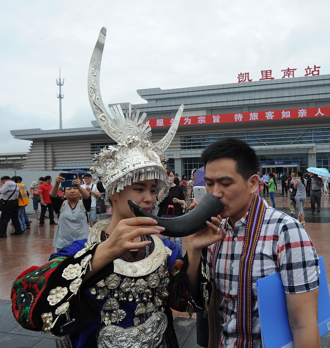 贵阳高铁与其他高校的差异：功能、资金、运营模式等对比