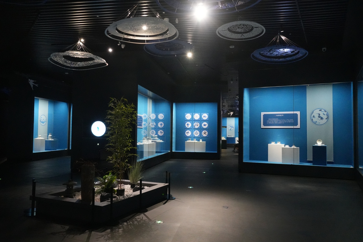 文化艺术品虚拟展览：整理、评估与创新