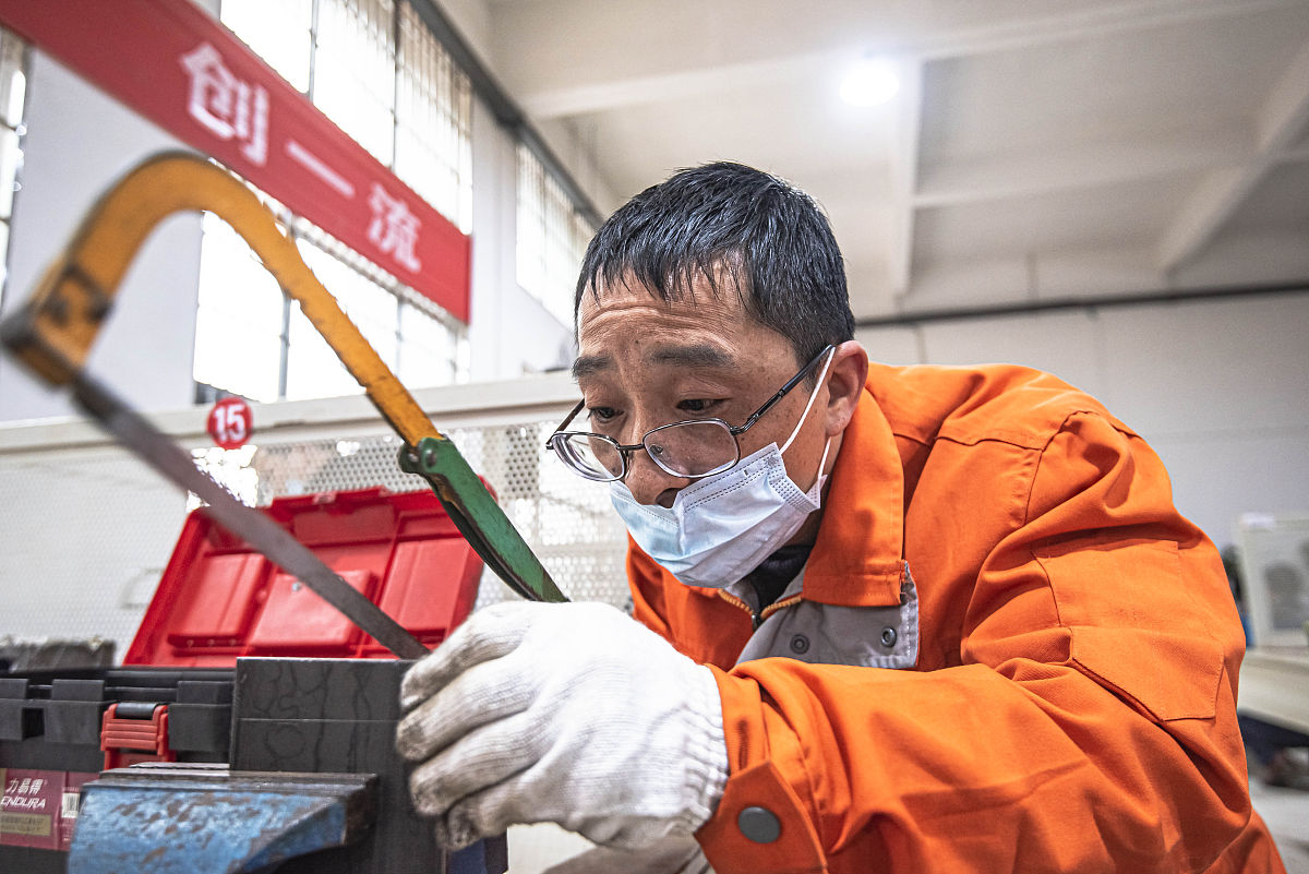 临沧技工学校计算机广告制作专业怎么样？优势、不足及发展建议