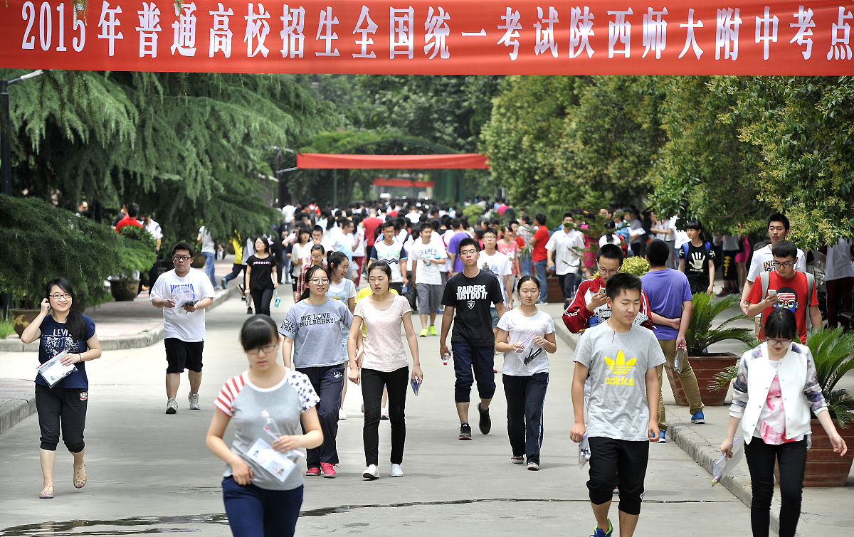 如何把我写的视频拍摄脚本站在陕西师范大学附属中学角度修改