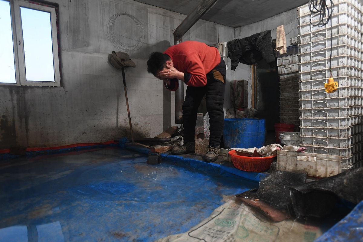 是的有一个漏水。早日修复了漏水。