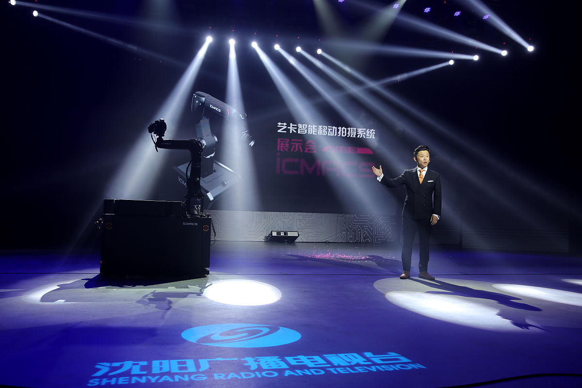 国外打中国手机前面加什么