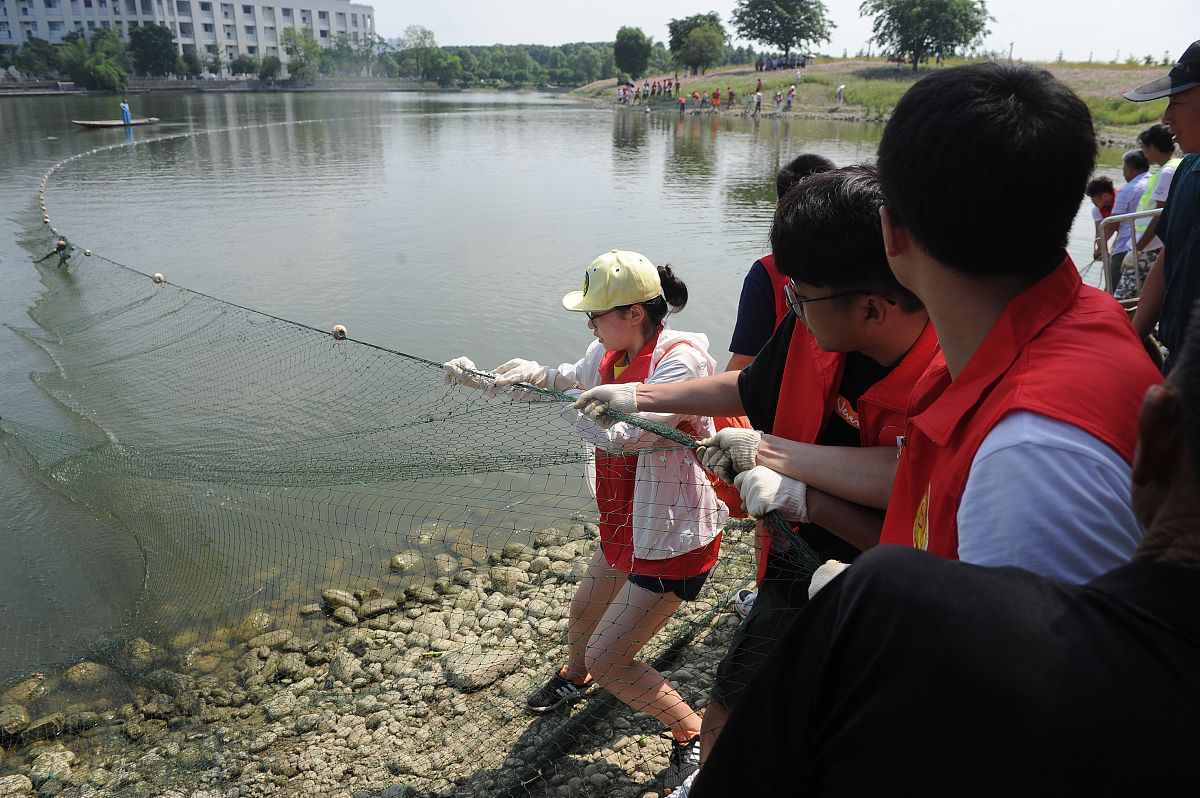 西昌学院学子实习记：喜德正源公司鲈鲤养殖见闻
