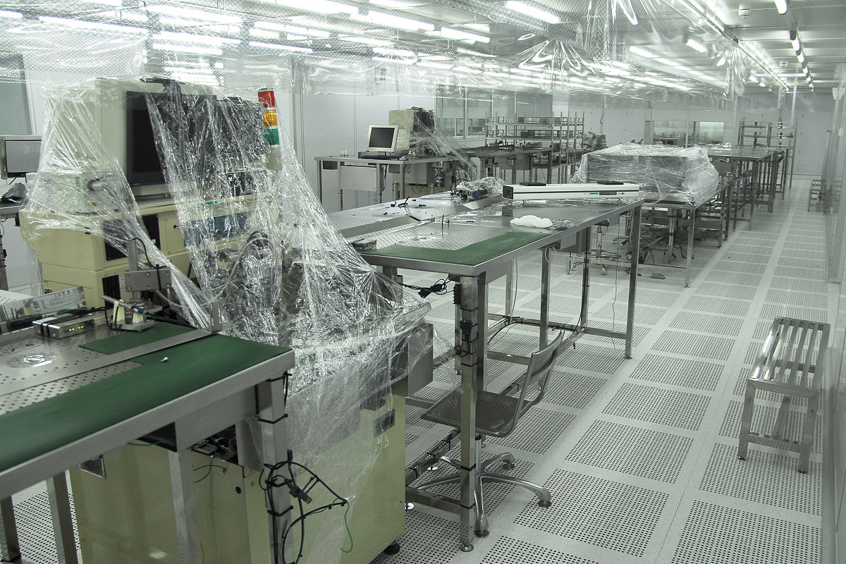 回流焊产品应用领域：电子制造生产线