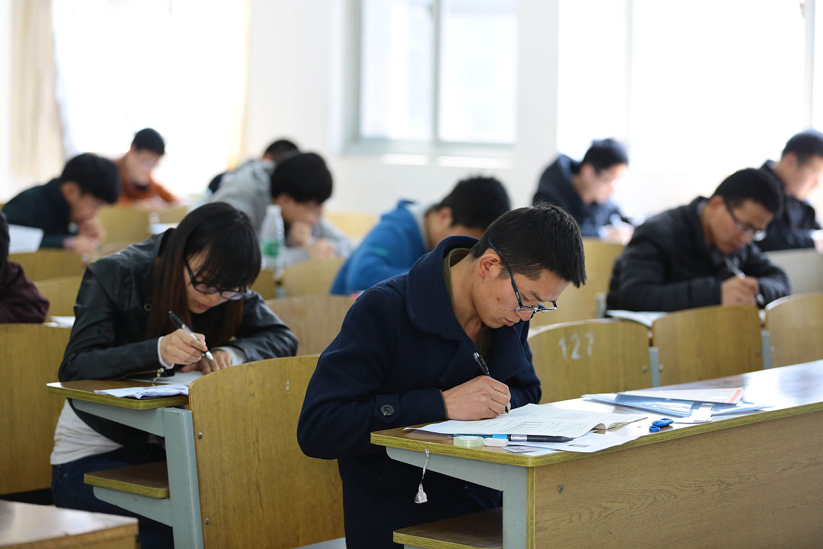 中职生升大专考试内容解析：基础、专业、综合素质全面考查