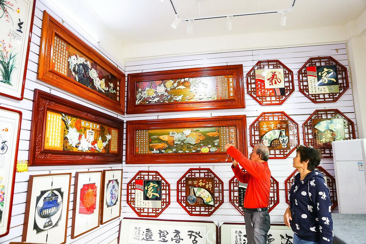 老年大学校园文化建设研究：现状、问题与解决方案