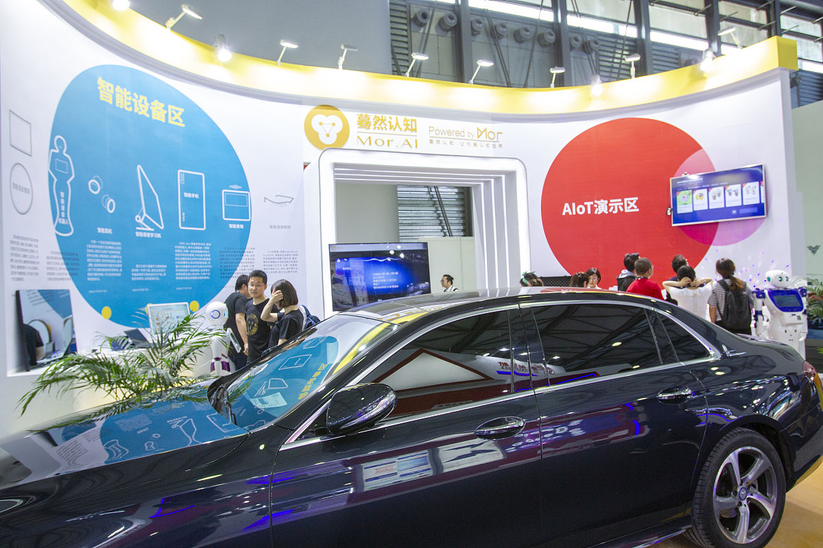 车展展台设计：如何突出企业形象？