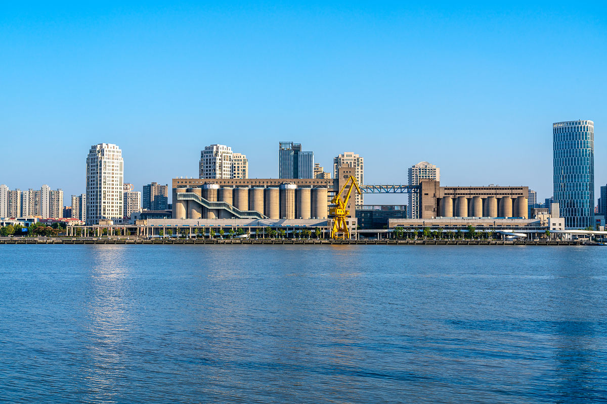 2021年9月21日,上海浦东滨江民生码头改造后的大粮仓.