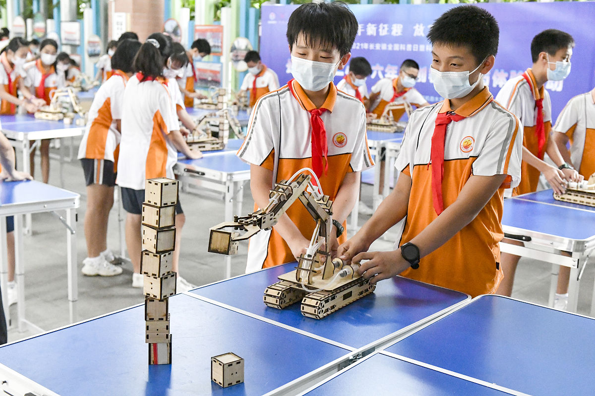 南宁市海丰职业技术学校机器人应用与维护专业就业前途大不大