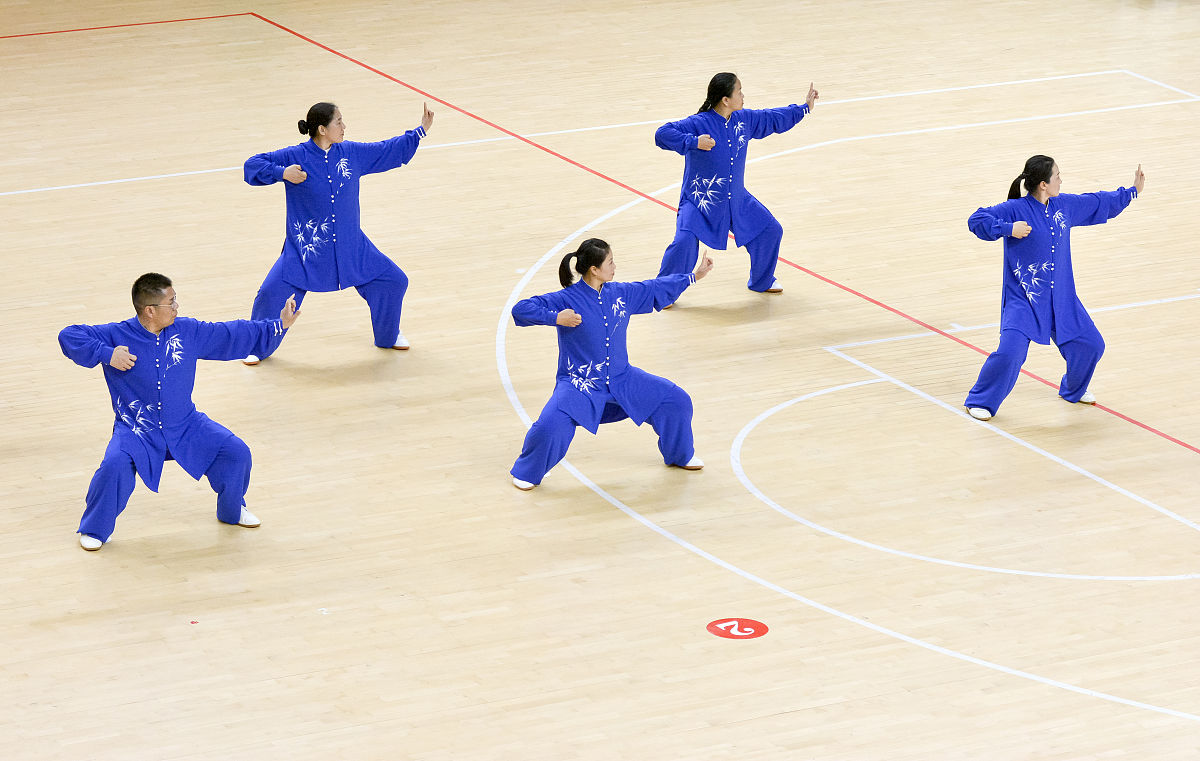 三种常见武术套路：太极拳、南拳、花式套路