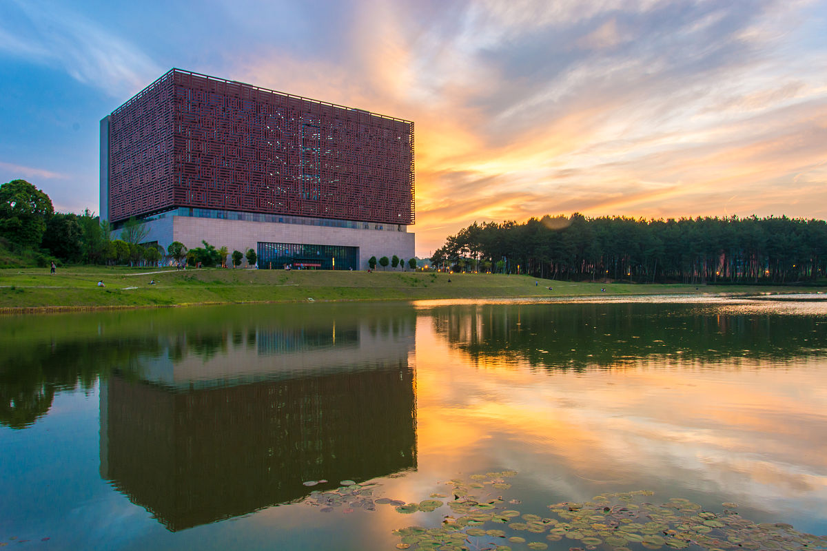 贵阳2021计算机学校有哪些专业适合女生
