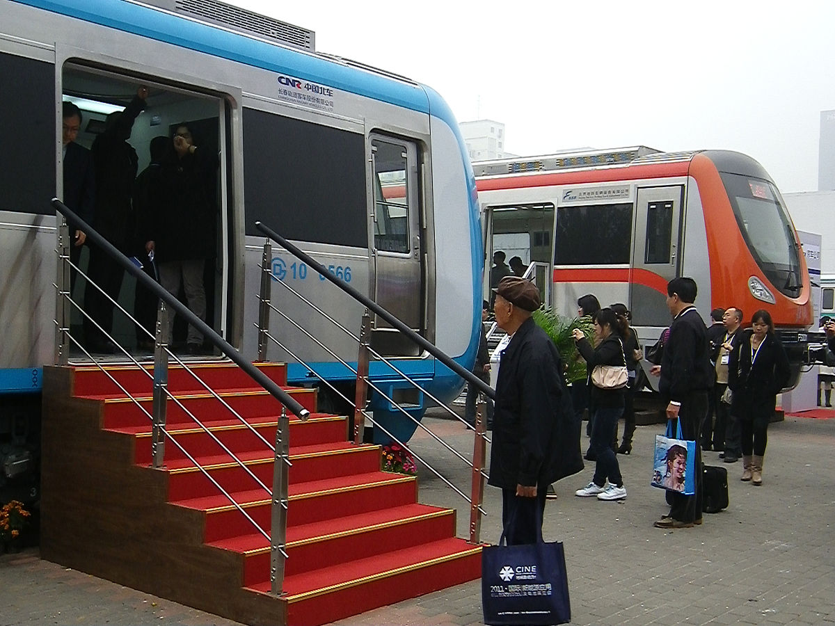 河南中专学校城市轨道交通运营管理专业介绍：课程设置及就业前景