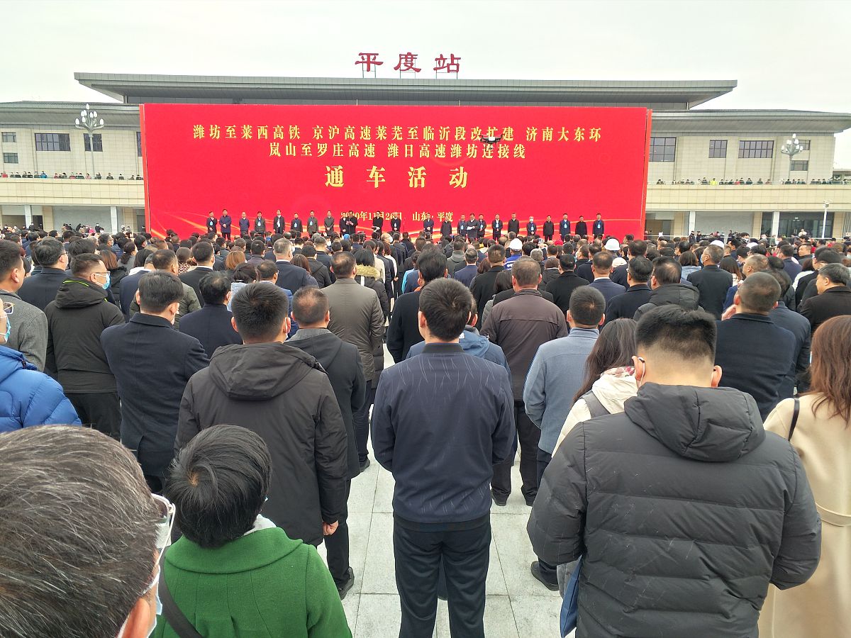 结合县委十三届五次全会精神及社会保障本职工作围绕如何建设幸福家乡撰写一篇理论文章