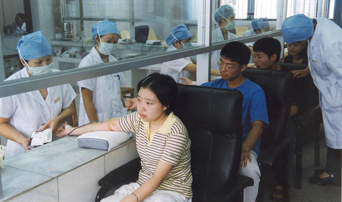 青岛第二卫生学校助产专业前景|就业方向|薪资待遇