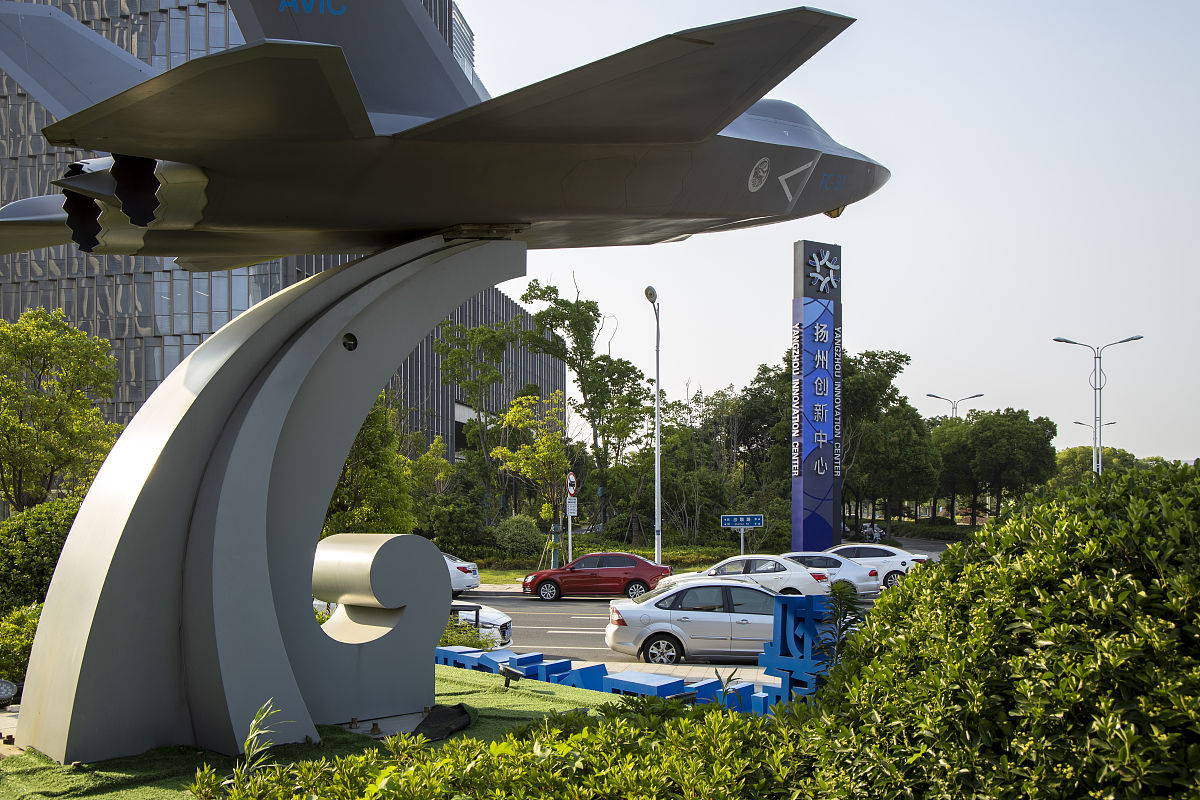 济南创高机场户外坐凳：景观装饰与休憩娱乐的完美结合