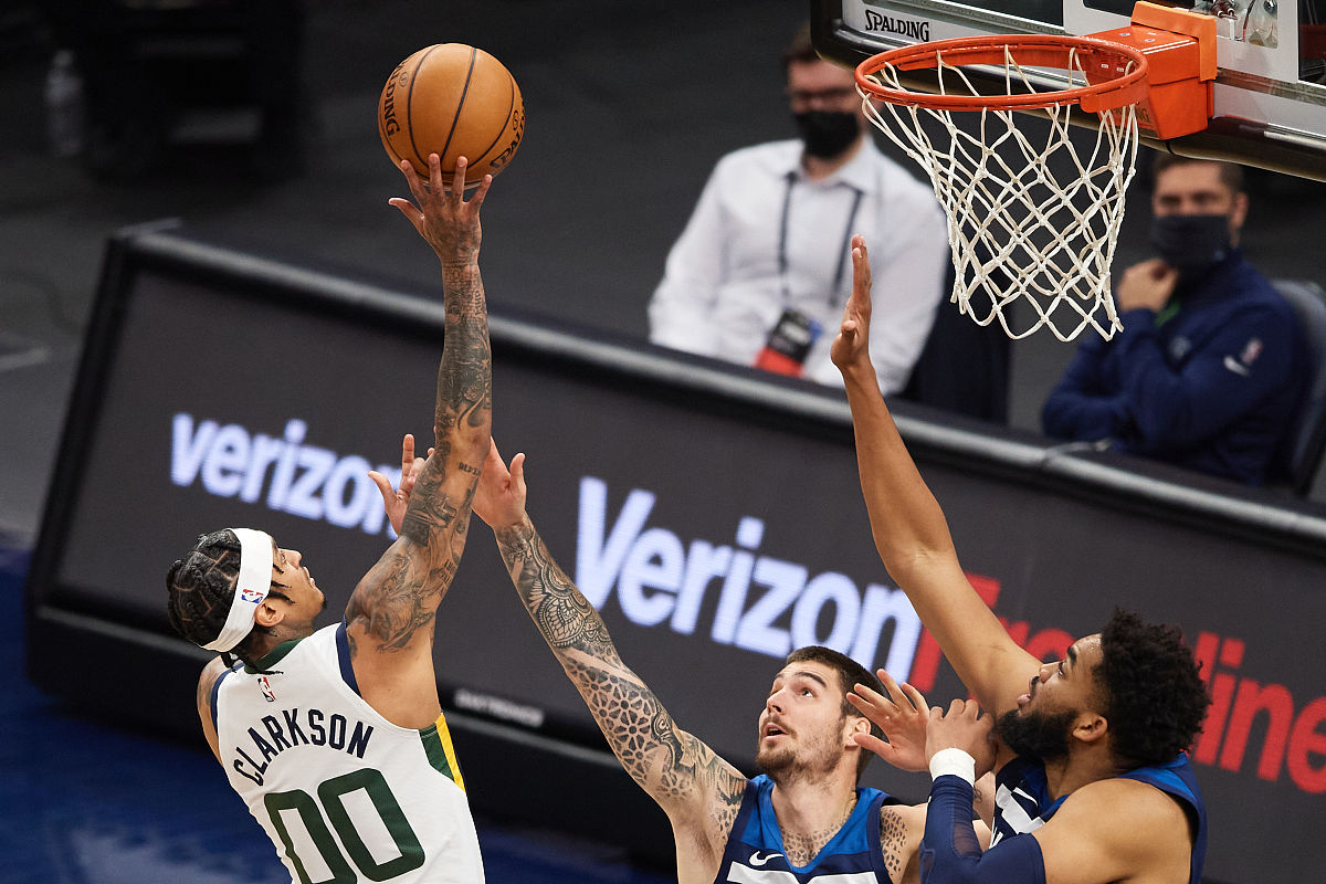 2021年4月26日,美国,20/21nba常规赛,犹他爵士104-105明尼苏达森林狼.