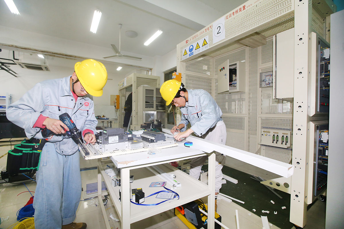 襄阳职业技术学院机电一体化技术专业怎么样？就业前景、师资力量、课程设置详解