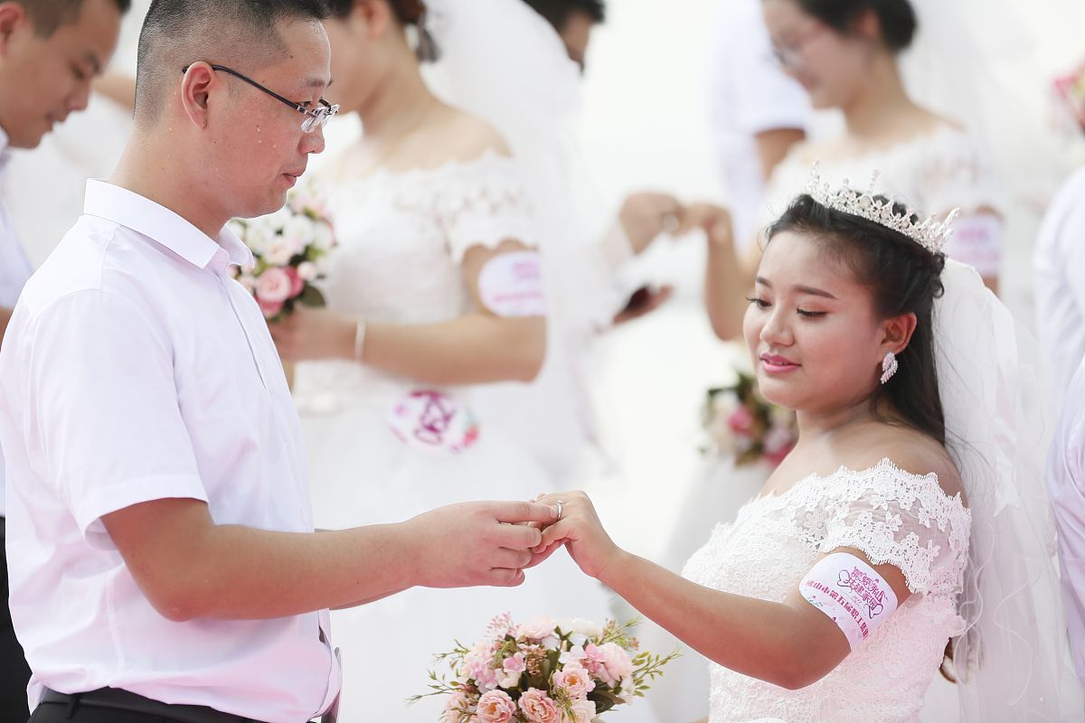 父母结婚没邀请我？可能原因及解决方法