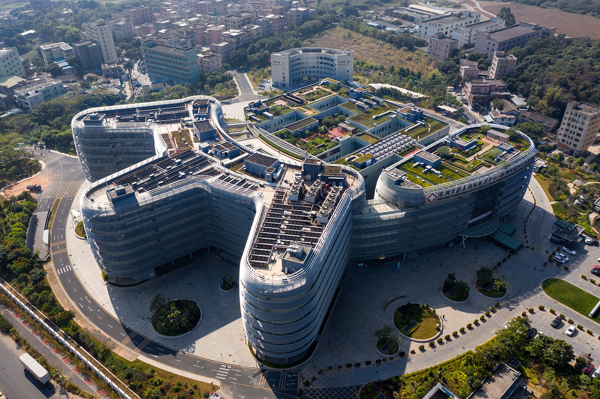 深圳第四人民医院介入科医生收入：详解月薪、职称、发展前景