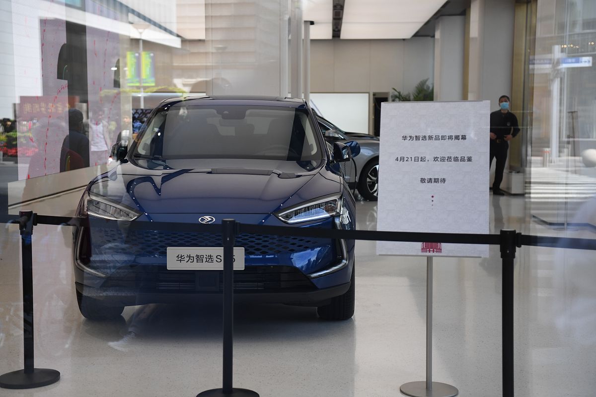 新能源汽车品牌排行榜：特斯拉、小鹏、蔚来等领跑