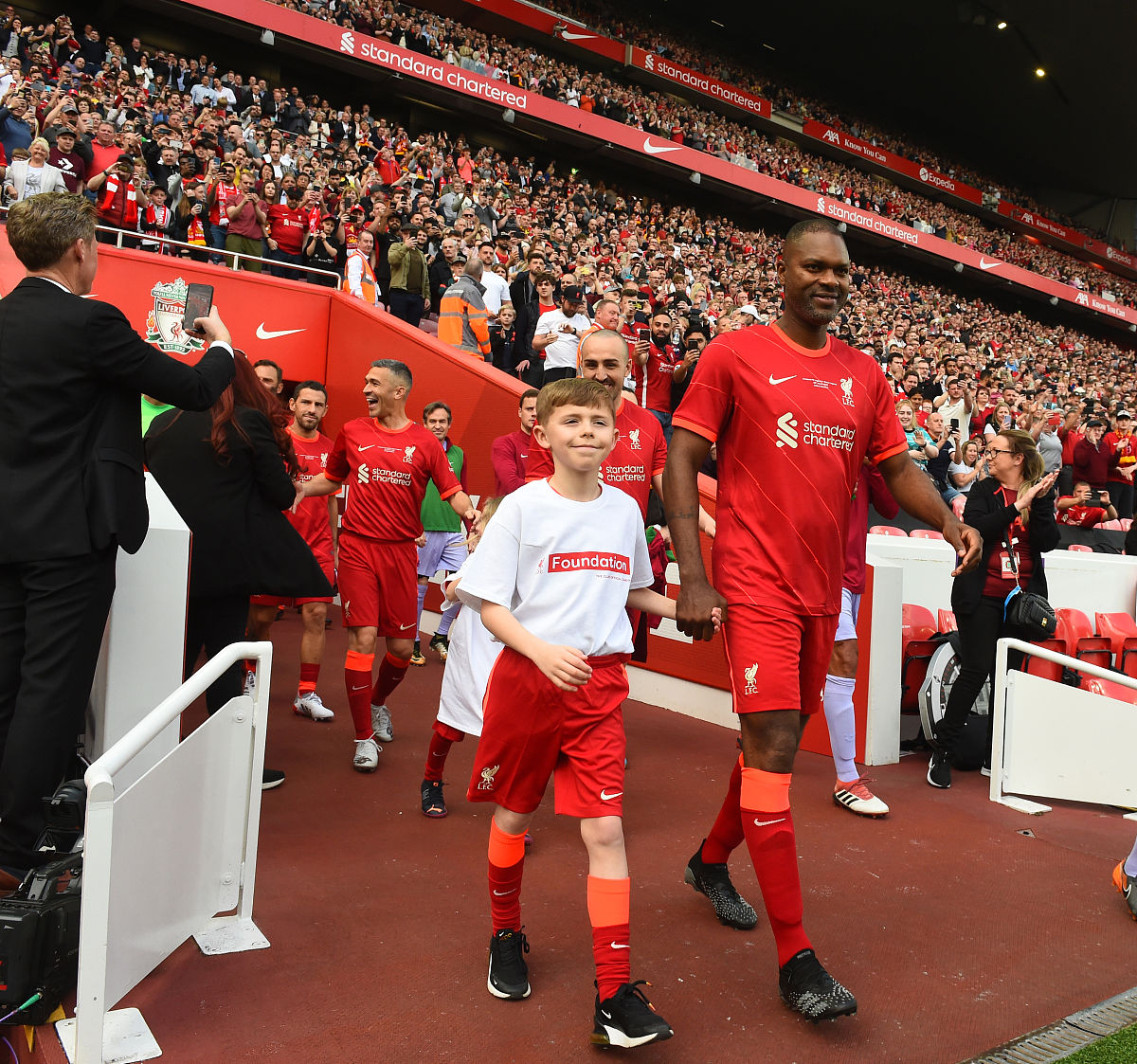 历史最强足球阵容：梦之队十一人