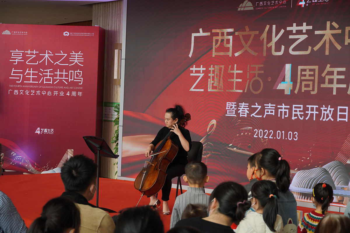 广西2022年中专女生学什么专业好？热门专业推荐