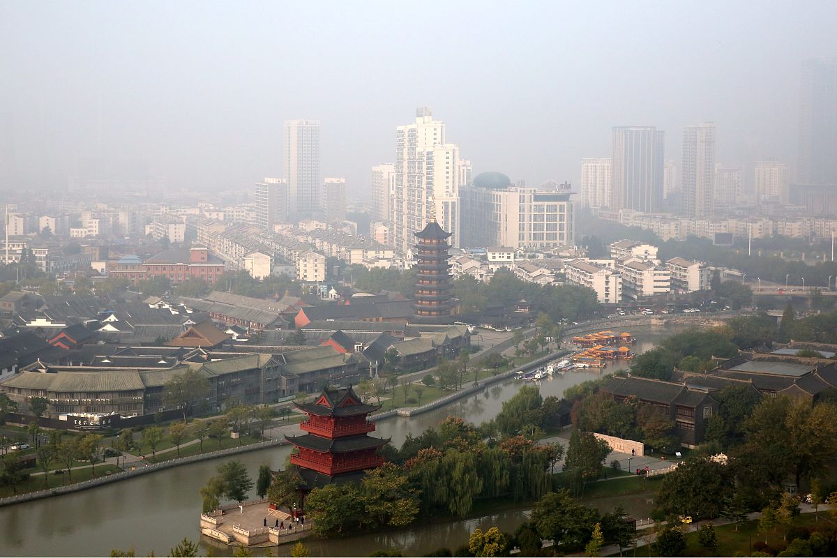 请帮我写1篇不少于800汉字的博客文章语言要幽默风趣。主题是：徐州有几个区和几个县江苏徐州市下辖区县格局演变历史
