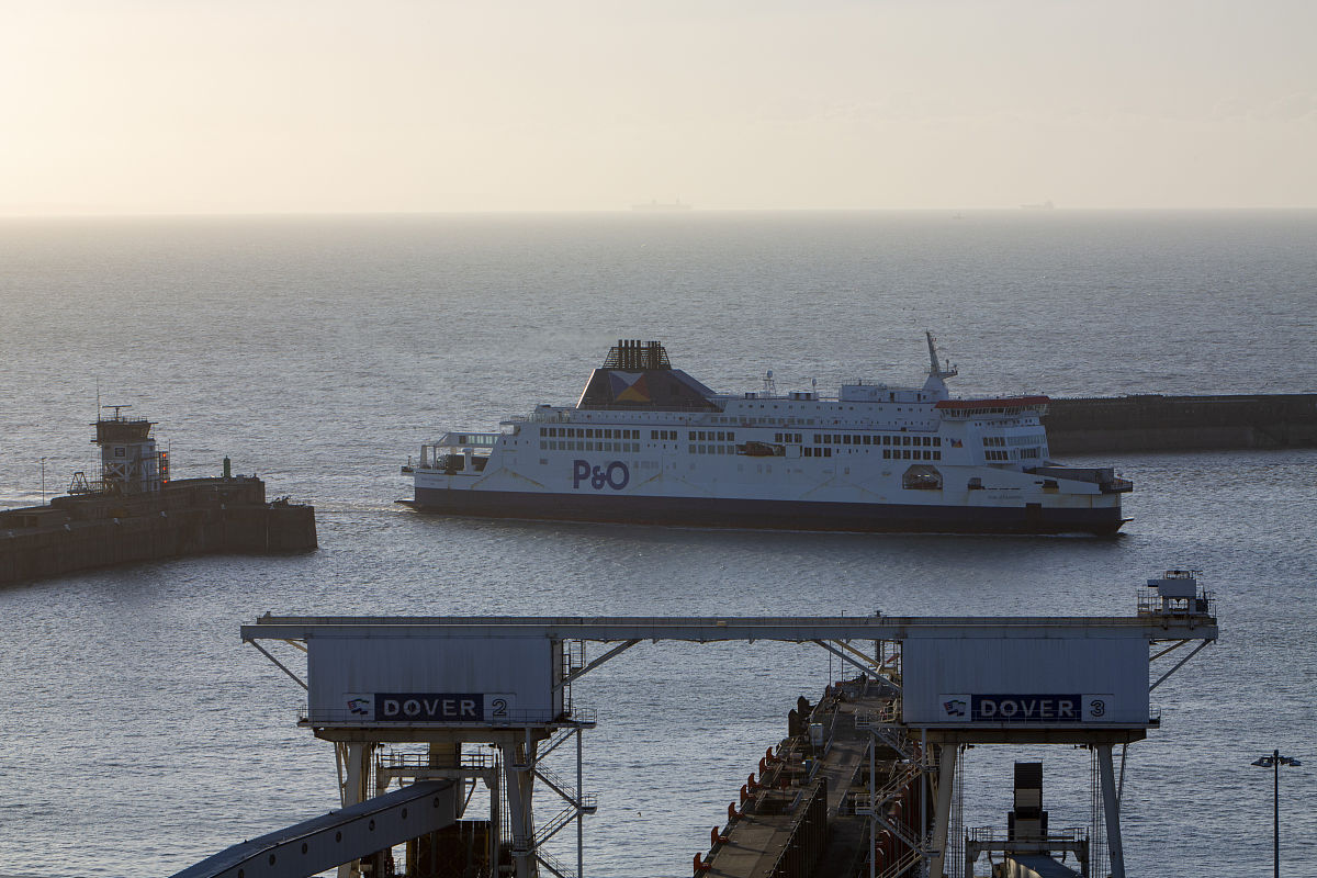 当地时间2020年1月29日,英国多佛港.a p&o ferry arriving into the e