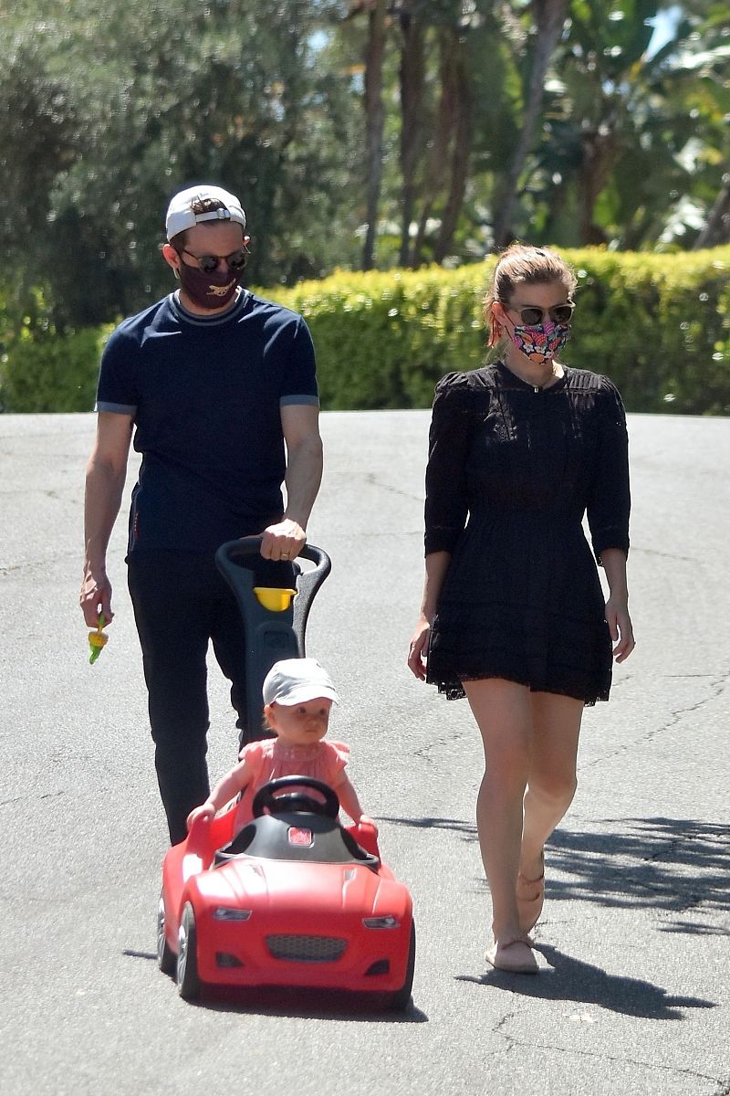 未成年如果一个月1000限额我在上个月用了900那么我在这个月还能用1000吗？