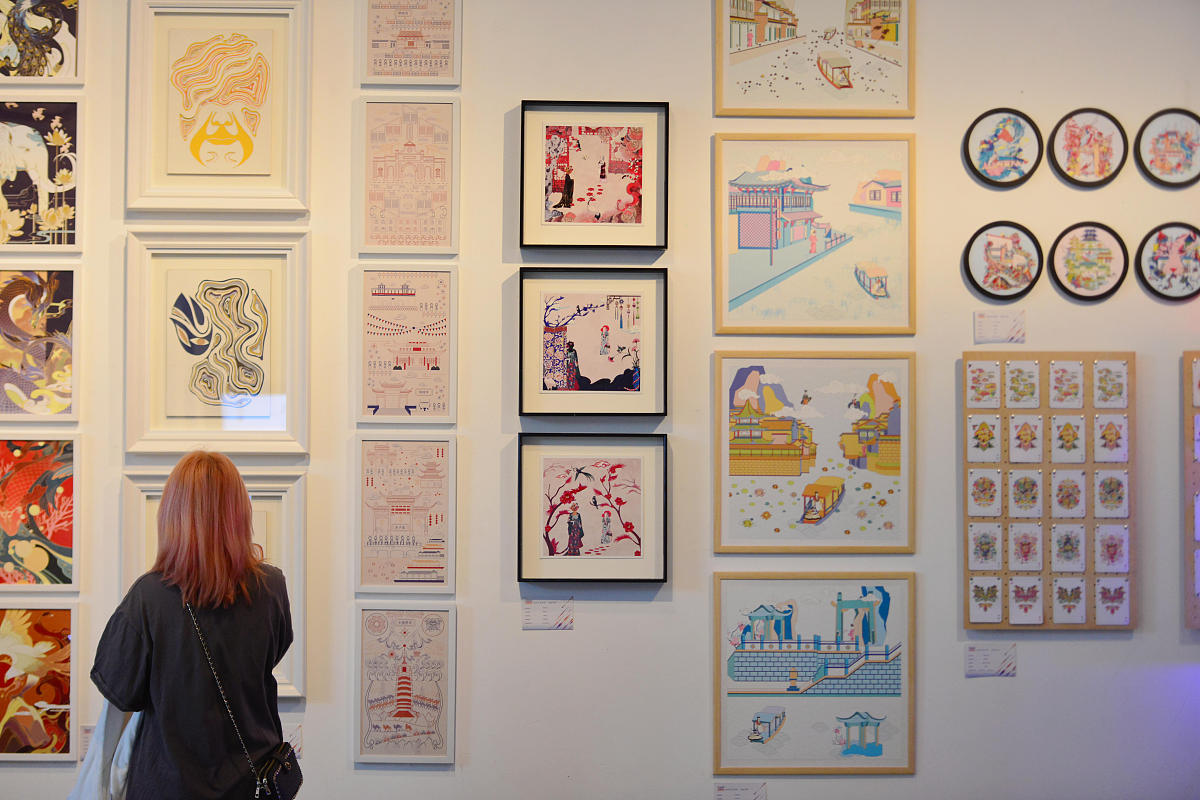 南京这边申请研究生留学艺术作品集费用平均多少