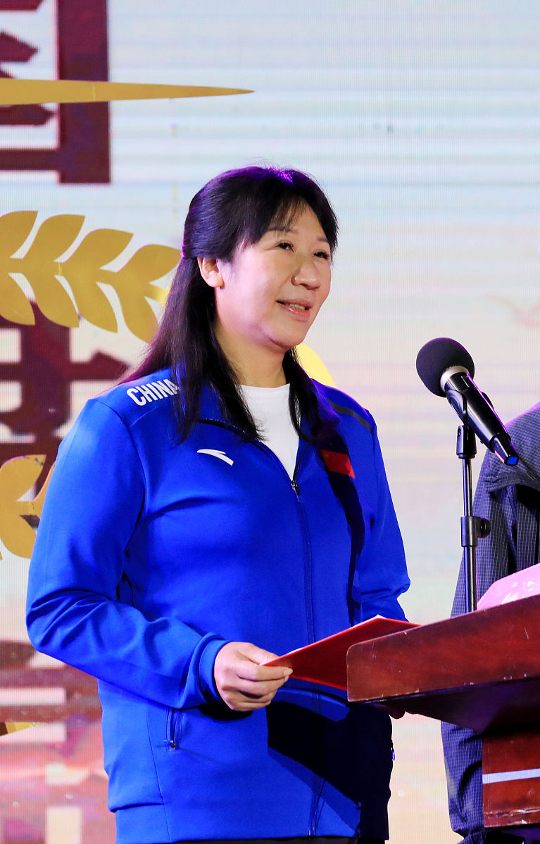 写一篇劳动教育创新评价的改革案例要有具体的例子