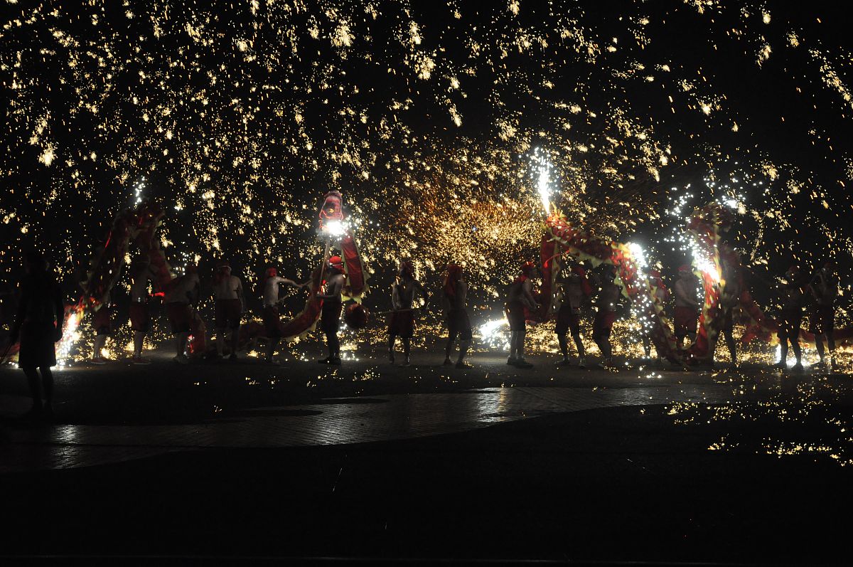 重庆铜梁职业教育中心招生电话：咨询报名流程、政策等