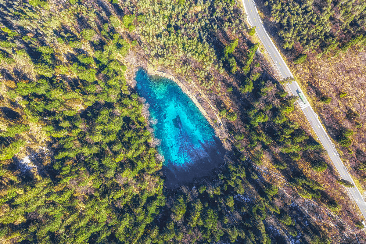 探寻神秘之地，感受野性与仙境的交融：小众旅行地推荐