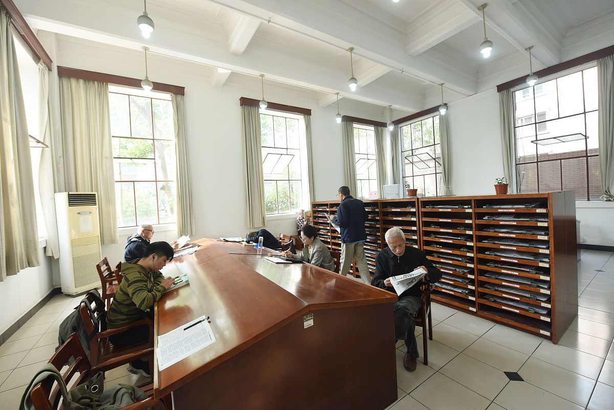 重庆市商务学校2019年报读指南：了解学校发展和办学特色