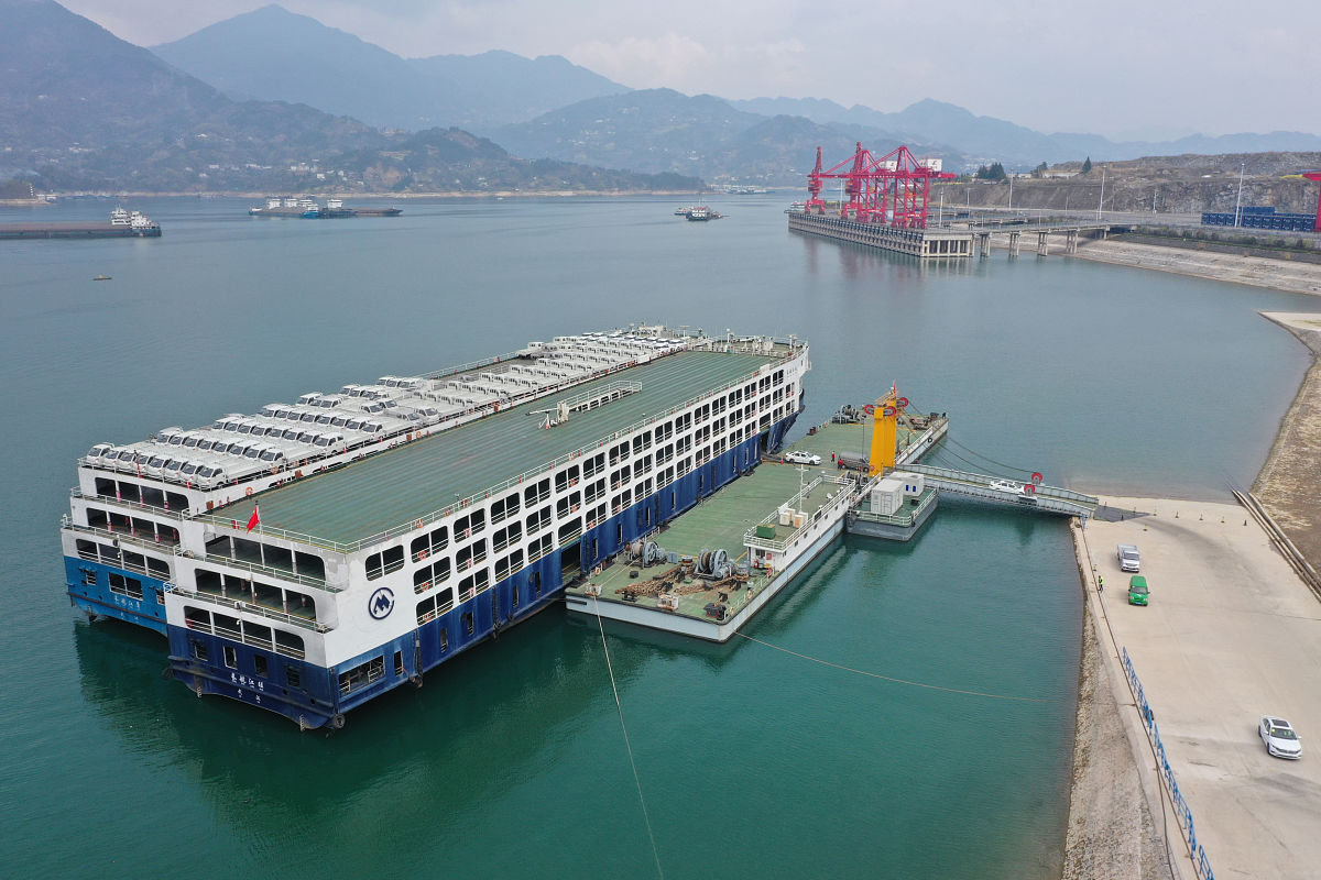 烟台港口技工学校专业设置：紧跟时代发展，提供多元就业选择