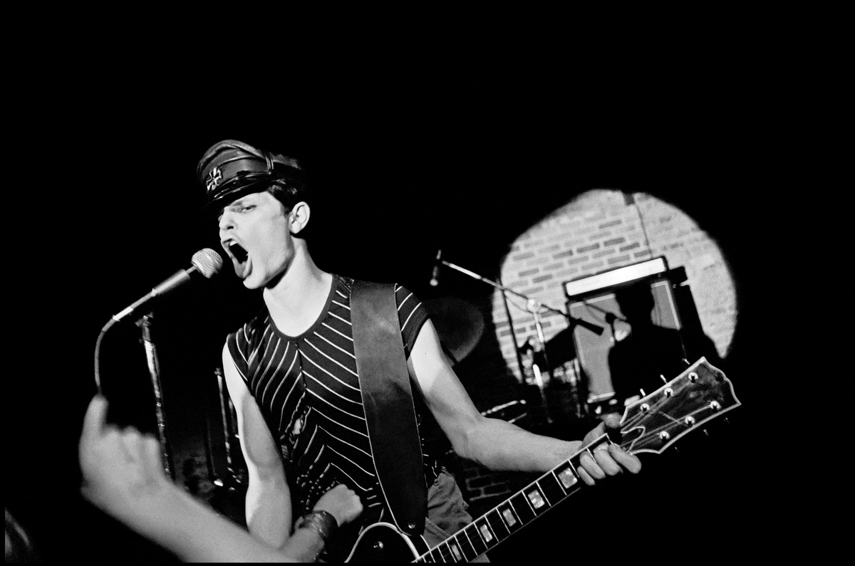 寻找酷炫中文摇滚乐队名字？10个创意灵感！