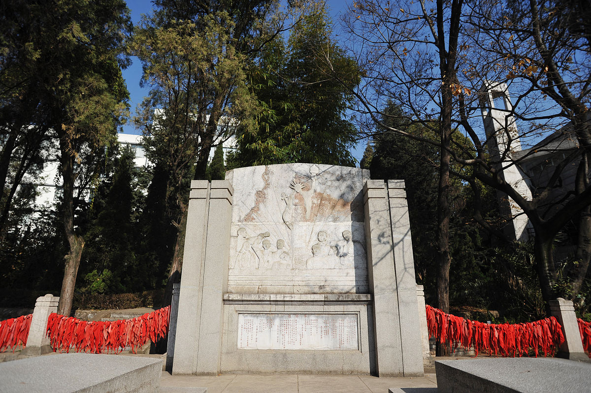 云南省旅游学校2022年招生对象：谁适合报考？