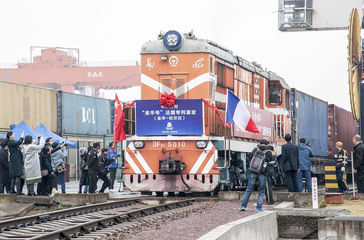 山西华大职业学校铁路服务专业有前途吗？需满足哪些招生条件好不好