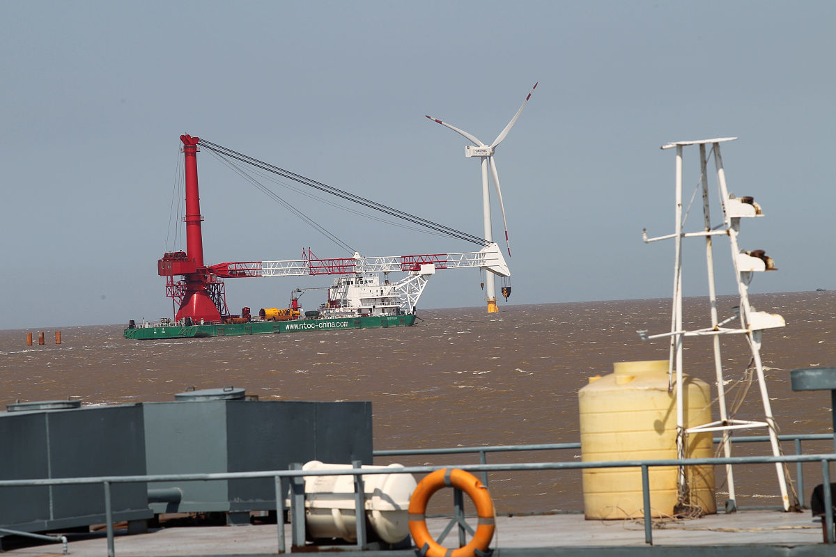 海上高压直流输电的送、受端换流站距离一般是多远