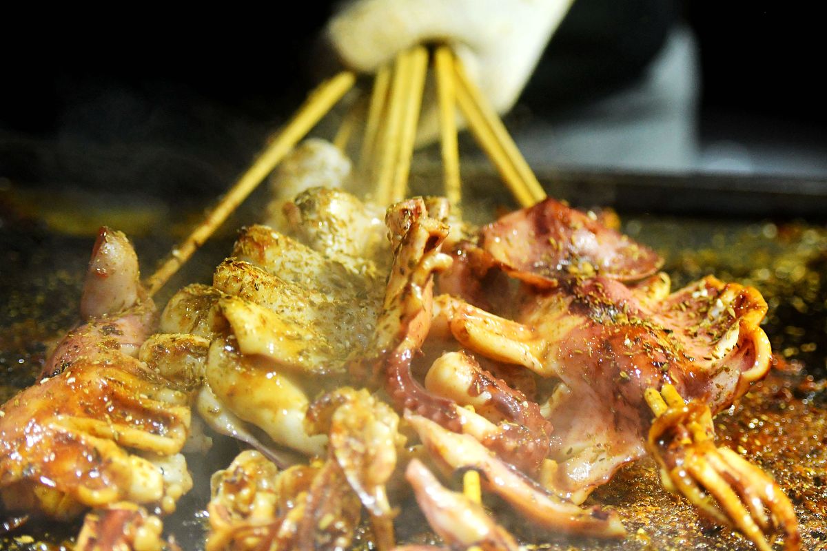 香辣大鱿鱼加热方法：烤箱、蒸汽、煎炒，哪种最适合你？