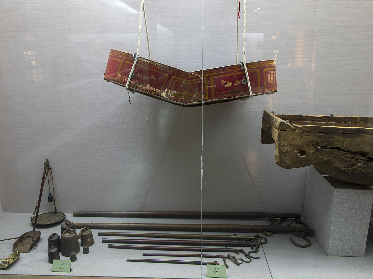 擂鼓瓮金锤和凤翅镏金镋：古代乐器的故事与传承