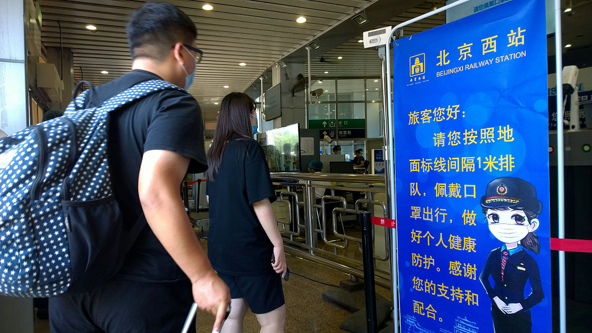 尽职尽责，用心服务：安检手检员工作感言