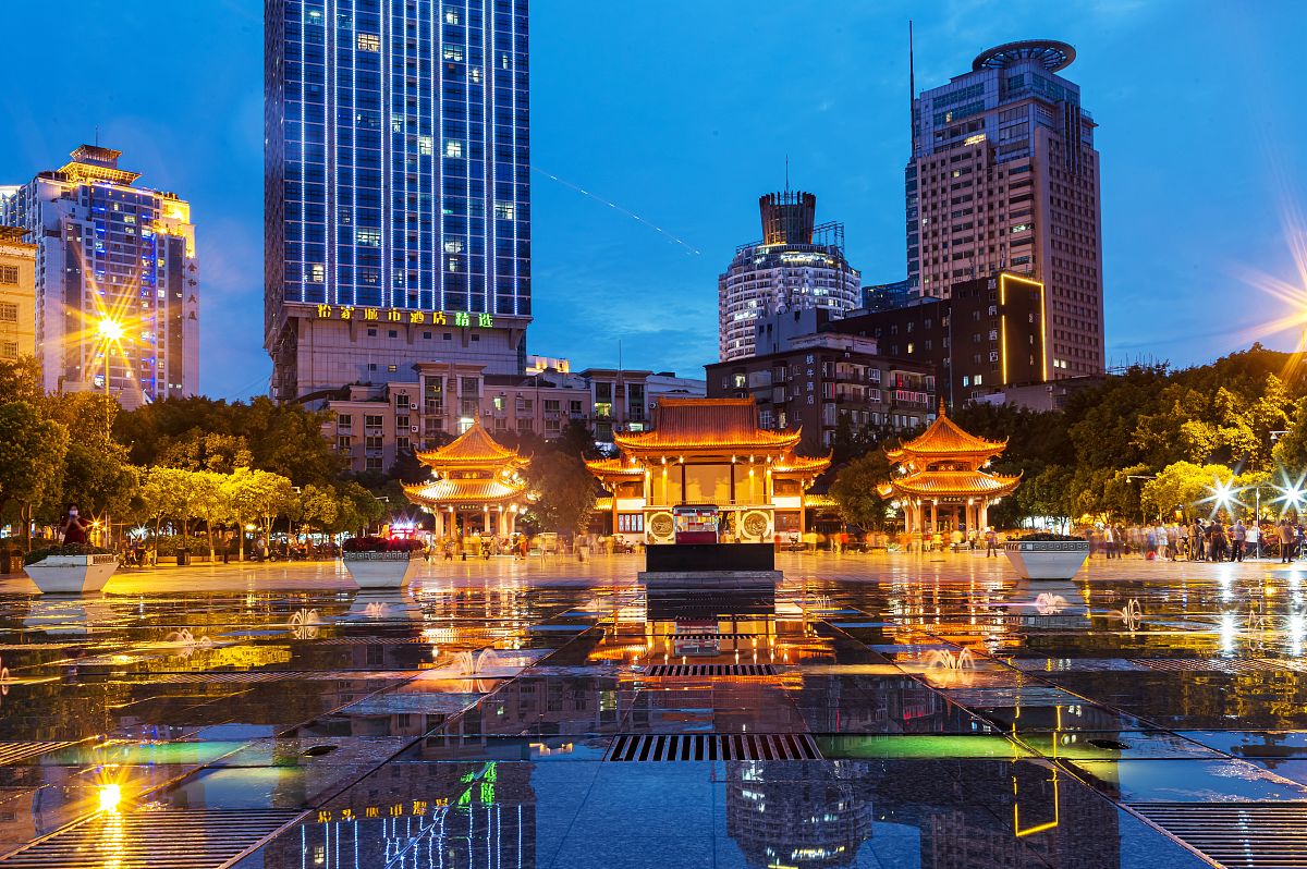 绵阳西城职业技术学校2022年招生简章 - 专业选择 多领域覆盖