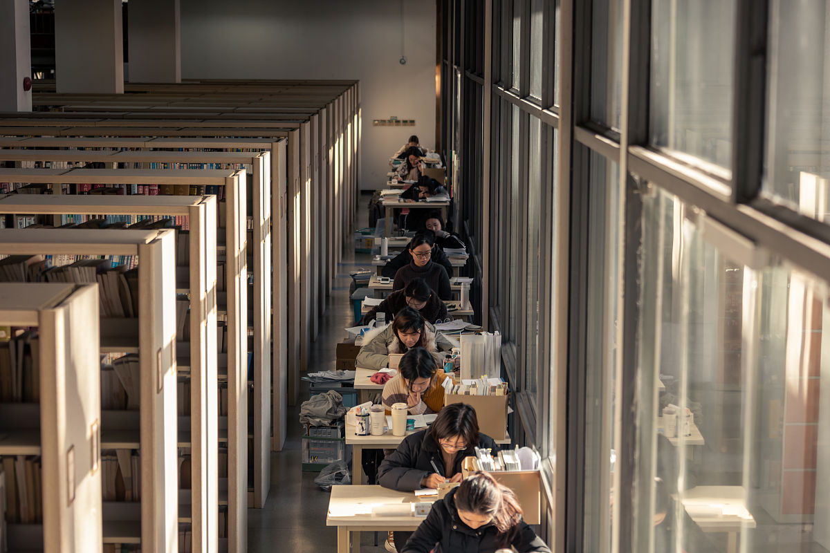 上海财经大学：财经领域翘楚，培养未来金融人才