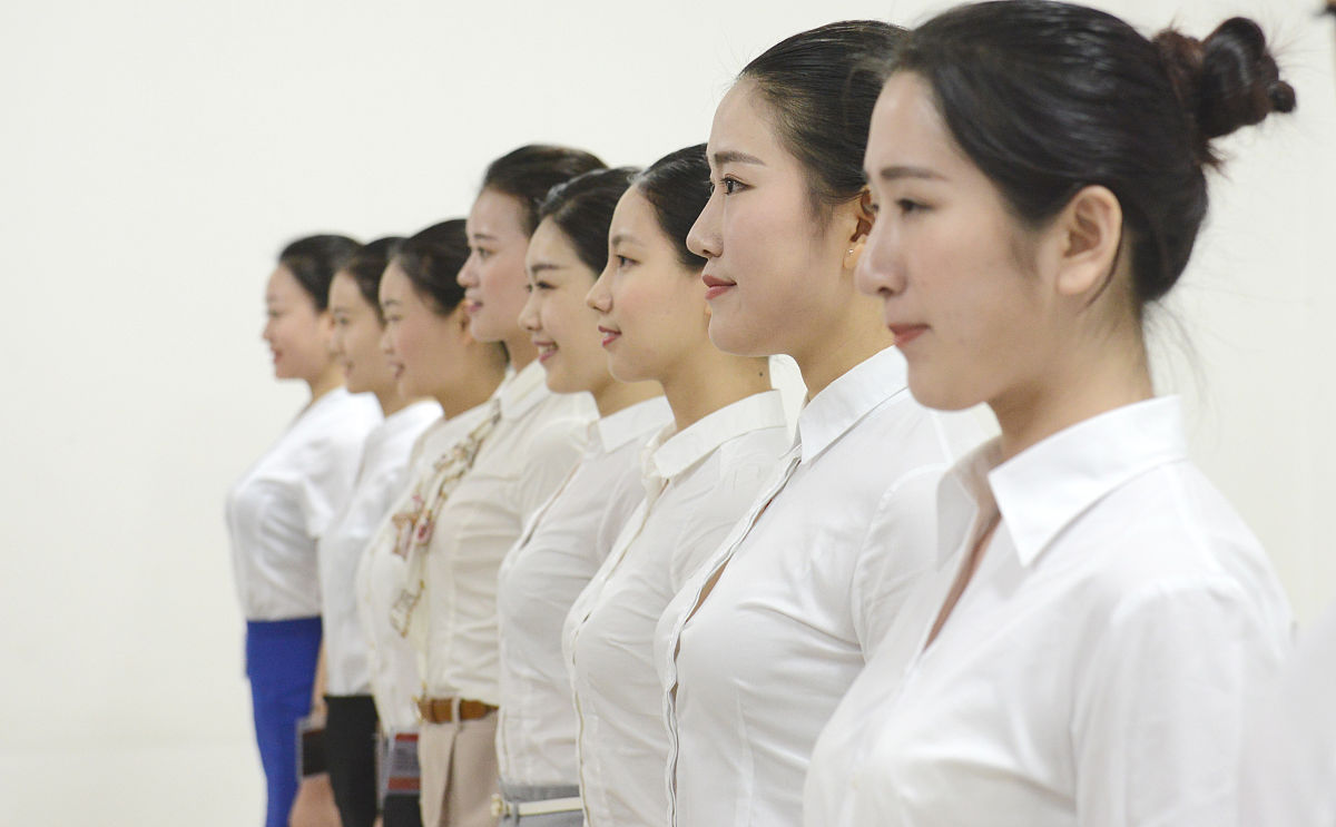 河南航空空乘学校2022年招生简章-报名条件/录取分数线 河南航空空乘学校2022年招生简章-报名条件/录取分数线