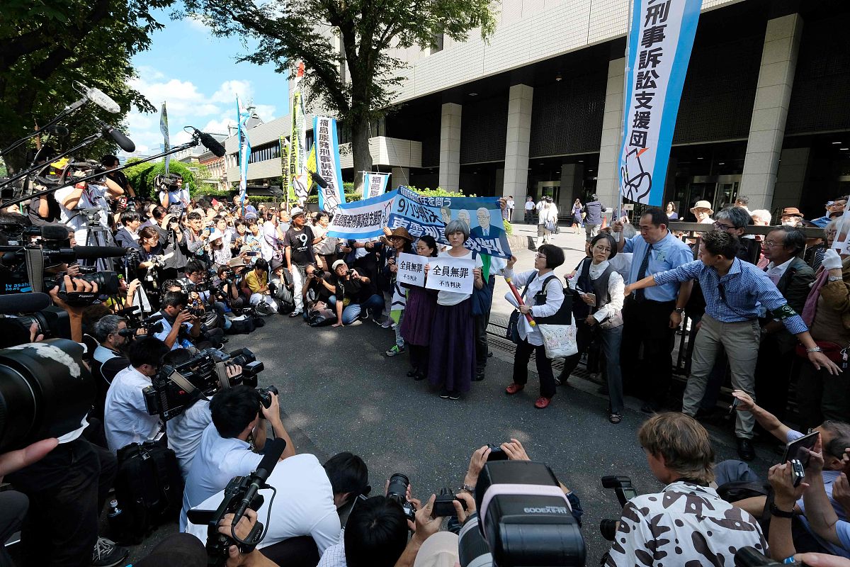 当地时间2019年9月19日,日本东京,因核事故离开家园的民众抗议判决结