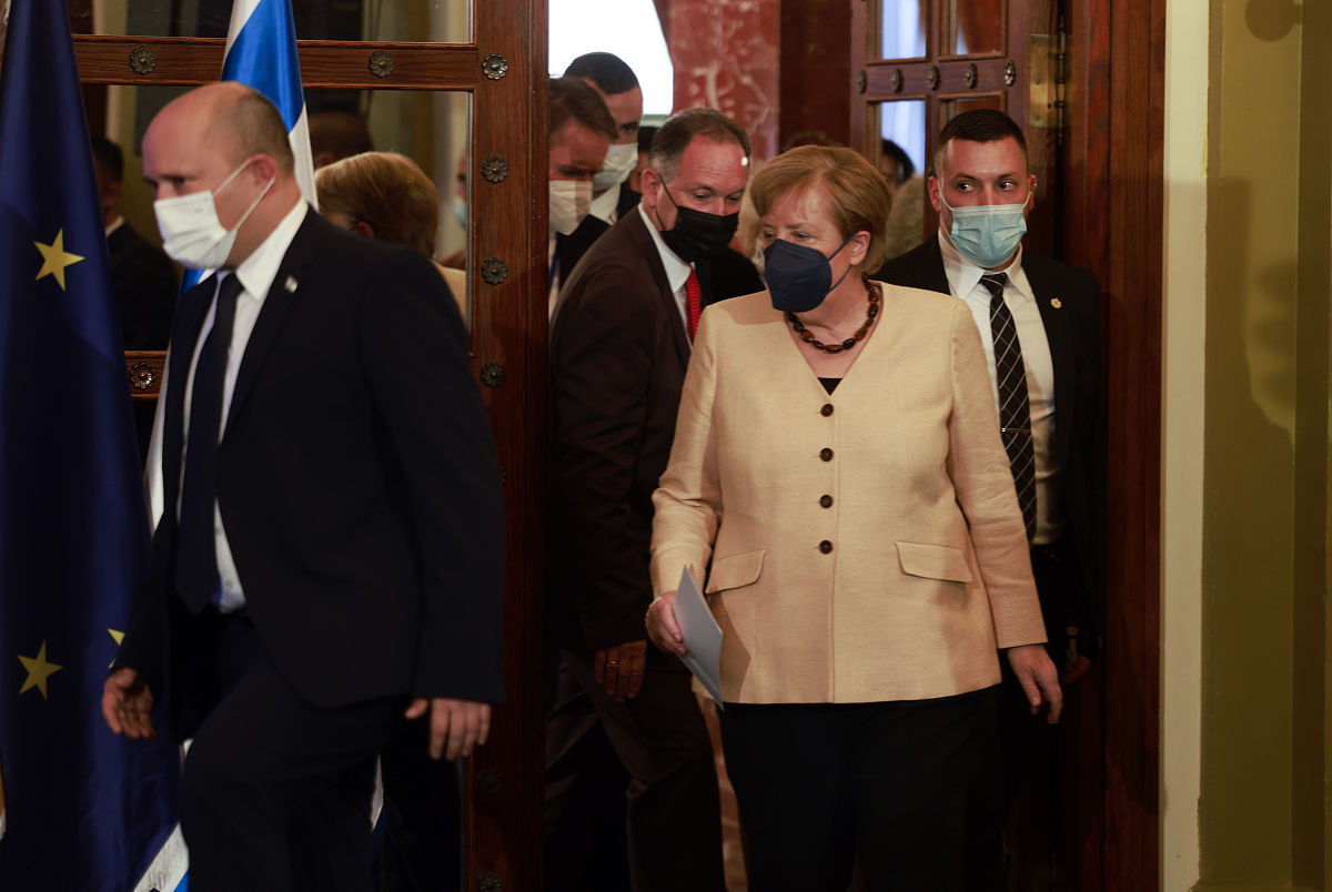 四川读电子与信息技术应用专业可以到哪些学校