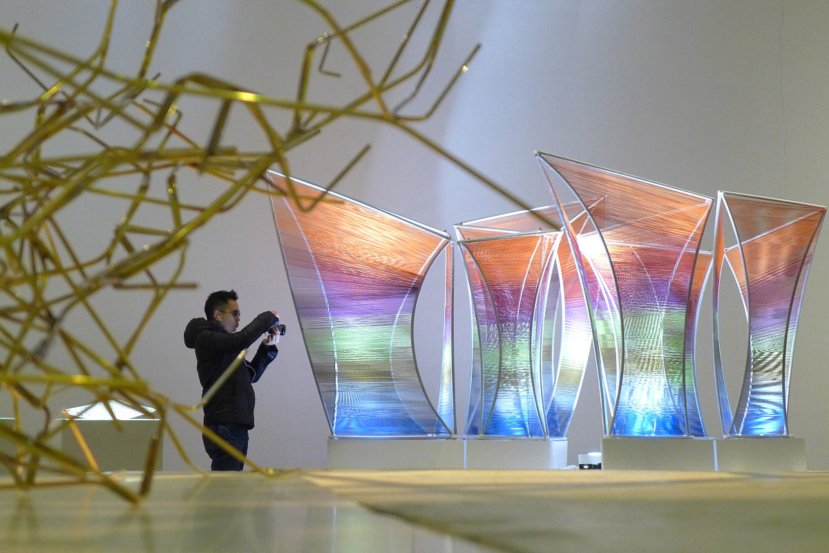 颠覆感官！与GPT-3.5 Turbo AI实时对话的交互装置艺术